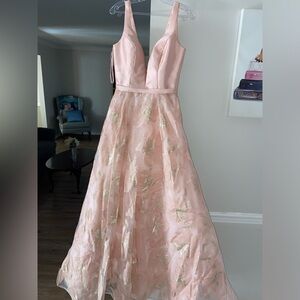 Prom or wedding down